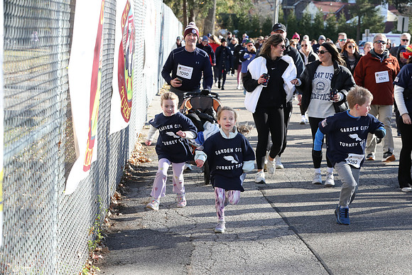FinishFunRun_1536