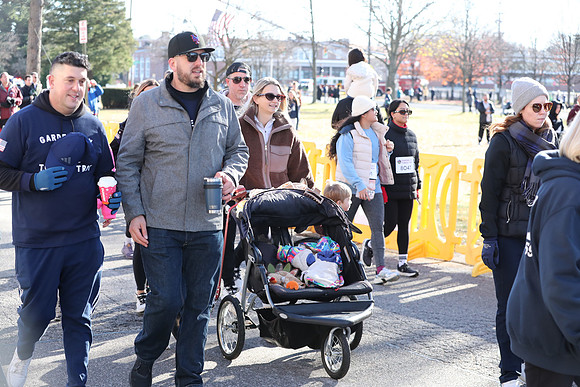 FinishFunRun_1588