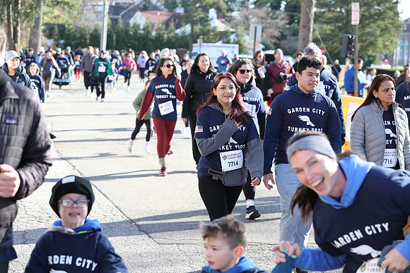 FinishFunRun_1594