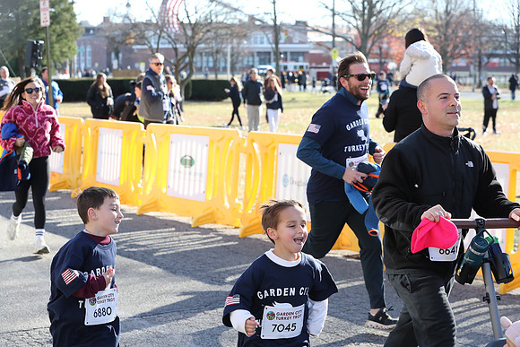 FinishFunRun_1610