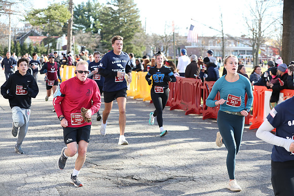 Finish5Mile_0383