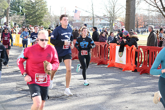 Finish5Mile_0385