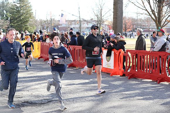 Finish5Mile_0392