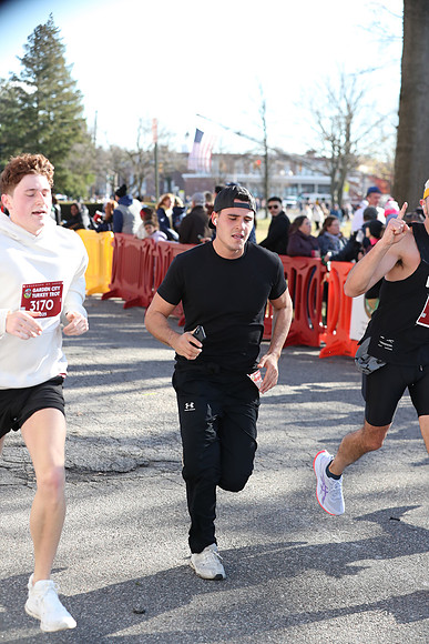 Finish5Mile_0412