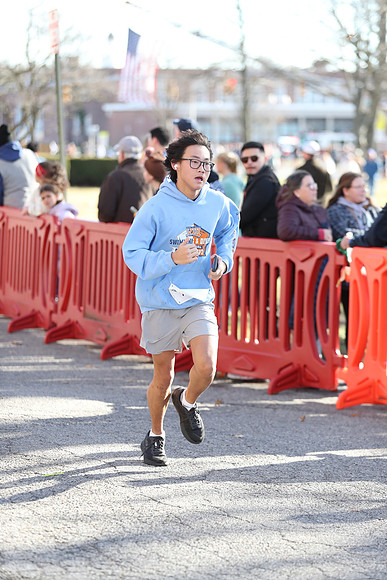 Finish5Mile_0414