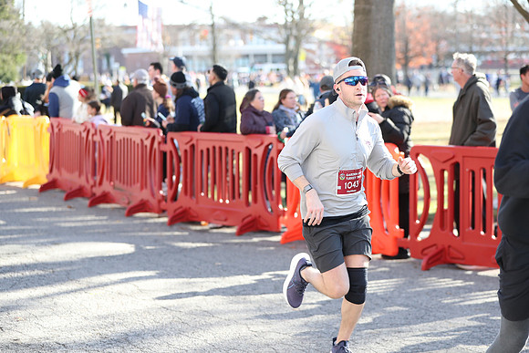 Finish5Mile_0418