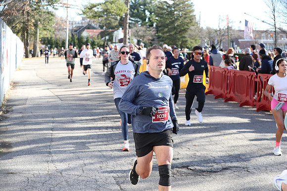 Finish5Mile_0445