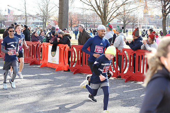 Finish5Mile_0451