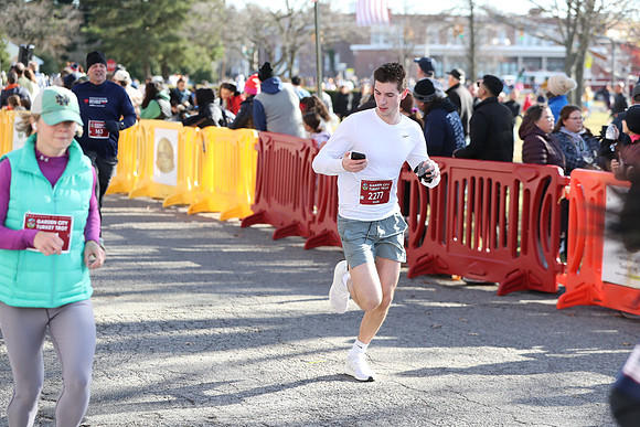 Finish5Mile_0475