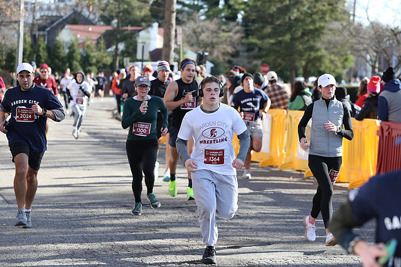 Finish5Mile_0490