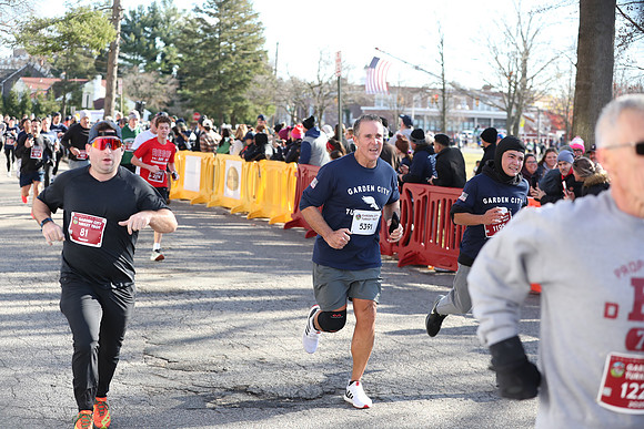 Finish5Mile_0590
