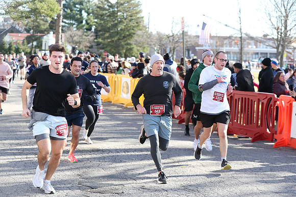 Finish5Mile_0595