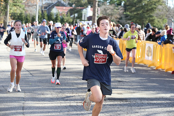 Finish5Mile_1008