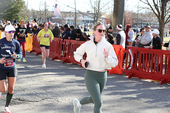 Finish5Mile_1013