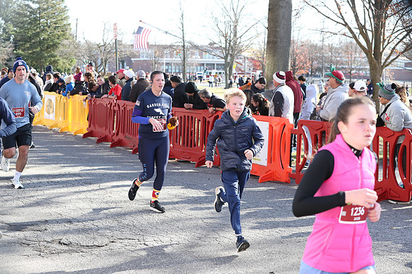 Finish5Mile_1019