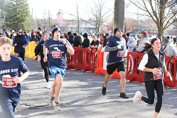Finish5Mile_1027