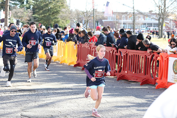Finish5Mile_1054