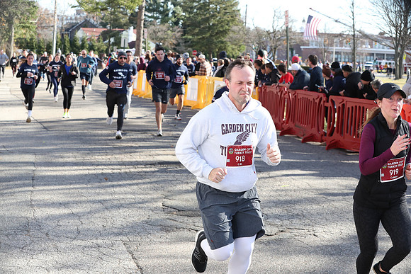 Finish5Mile_1053