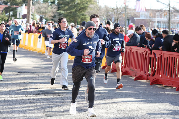 Finish5Mile_1057