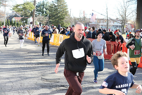 Finish5Mile_1079