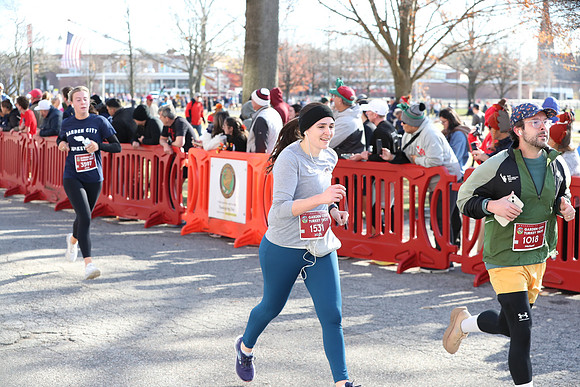 Finish5Mile_1081