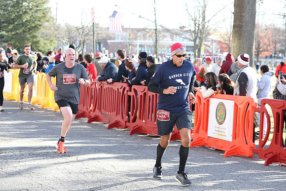 Finish5Mile_1088