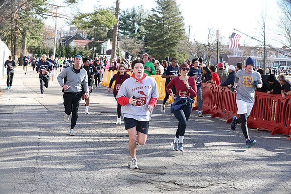 Finish5Mile_1098