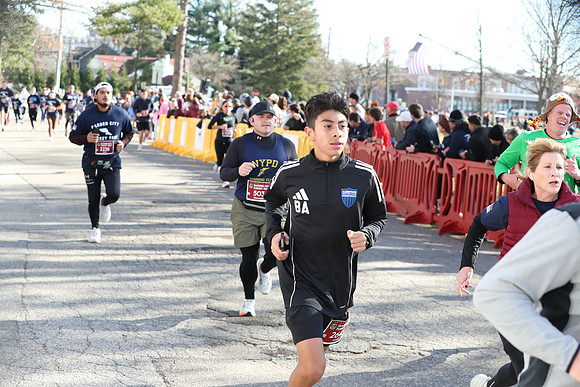 Finish5Mile_1105