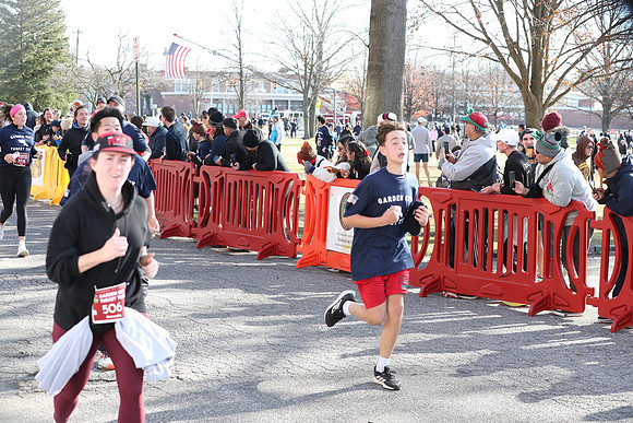 Finish5Mile_1190