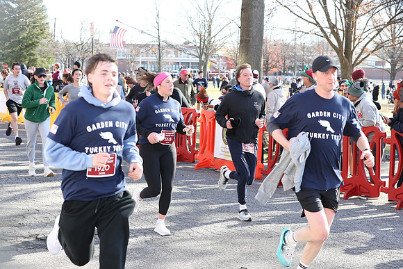 Finish5Mile_1195