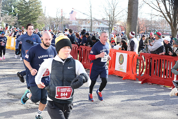 Finish5Mile_1208