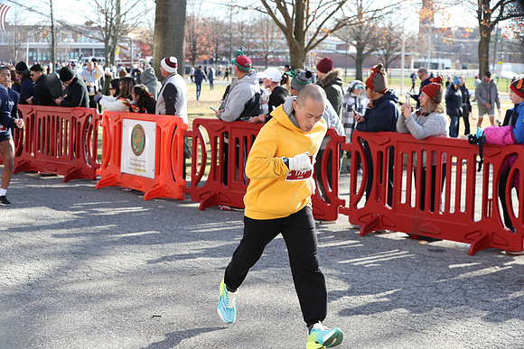 Finish5Mile_1260