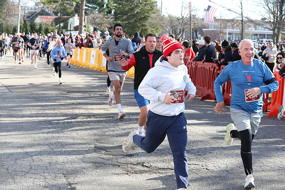 Finish5Mile_1270