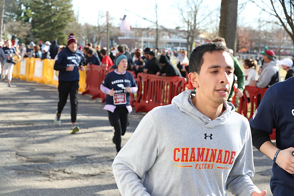 Finish5Mile_1321