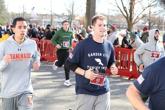 Finish5Mile_1320