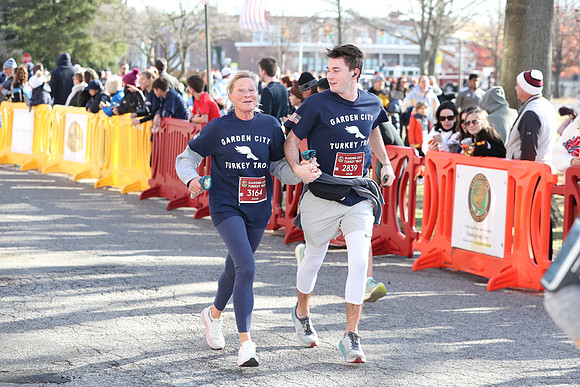 Finish5Mile_1327
