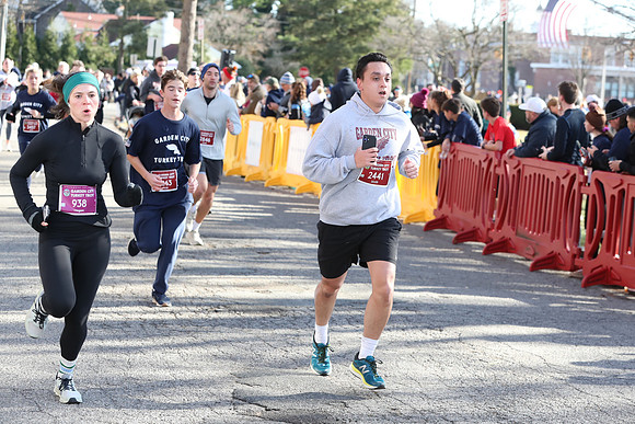 Finish5Mile_1328