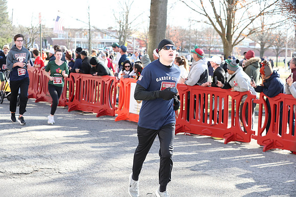 Finish5Mile_1338