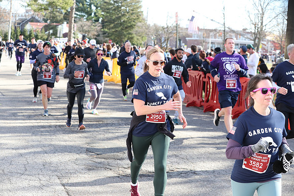Finish5Mile_1351