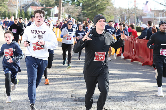 Finish5Mile_1368