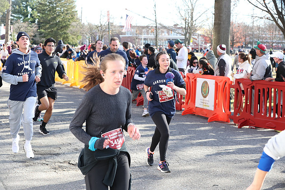 Finish5Mile_1374
