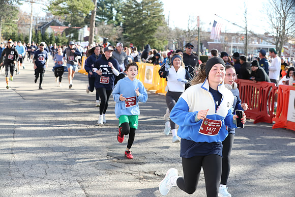 Finish5Mile_1395