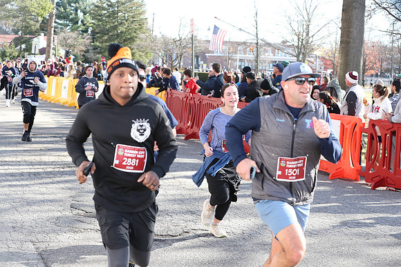 Finish5Mile_1405
