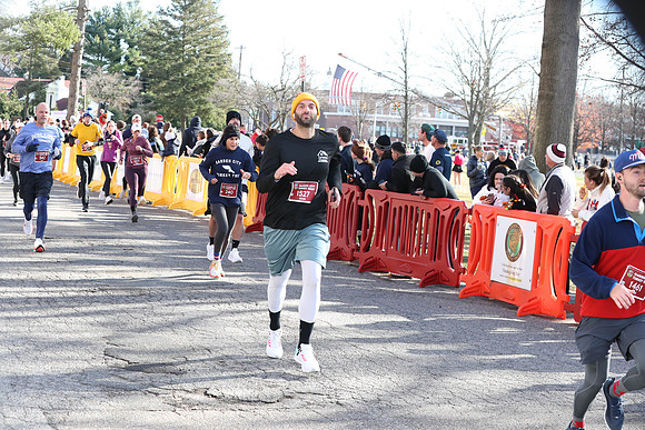 Finish5Mile_1438