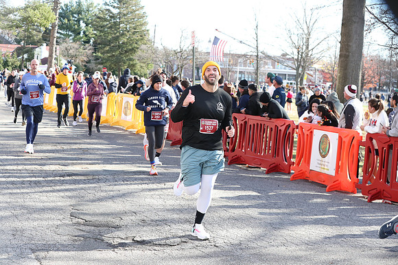 Finish5Mile_1439