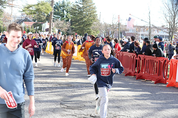 Finish5Mile_1458