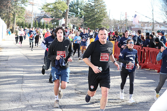 Finish5Mile_1482