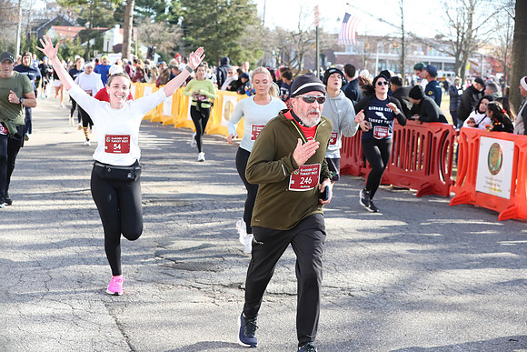 Finish5Mile_1493