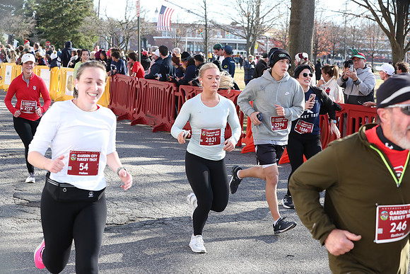 Finish5Mile_1495