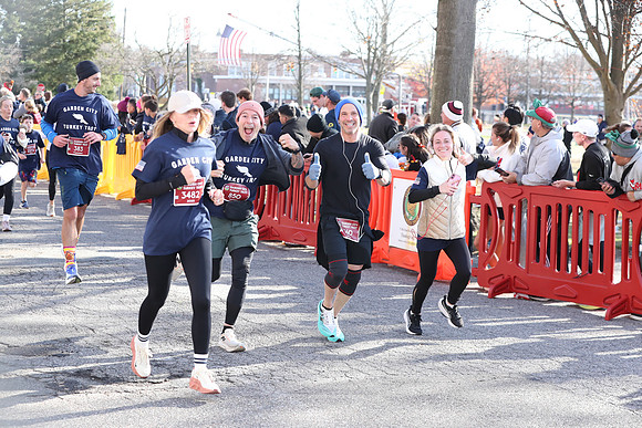 Finish5Mile_1512